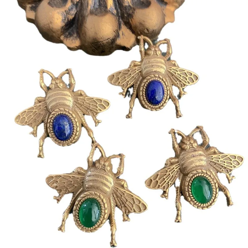 Fashion Jewelry Vintage Temperament Bee Earrings For Women Female Gifts Delicate Design Ear Accessories 2024 Trend New