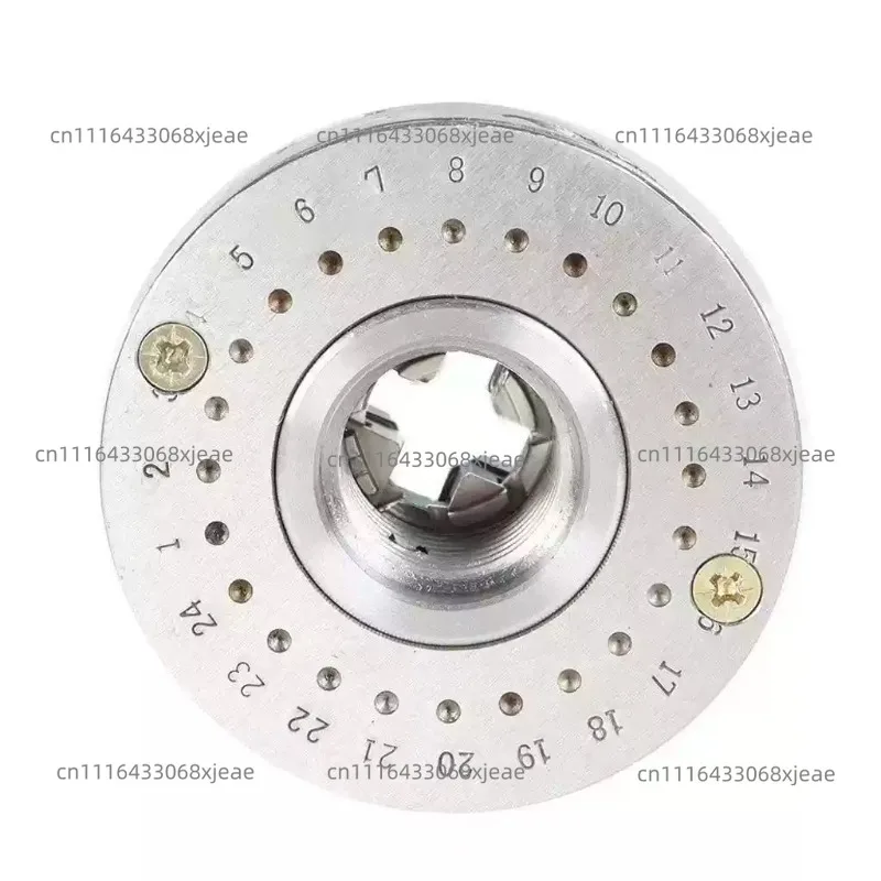 4 Inch Self-Centering Wood Lathe Chuck 1