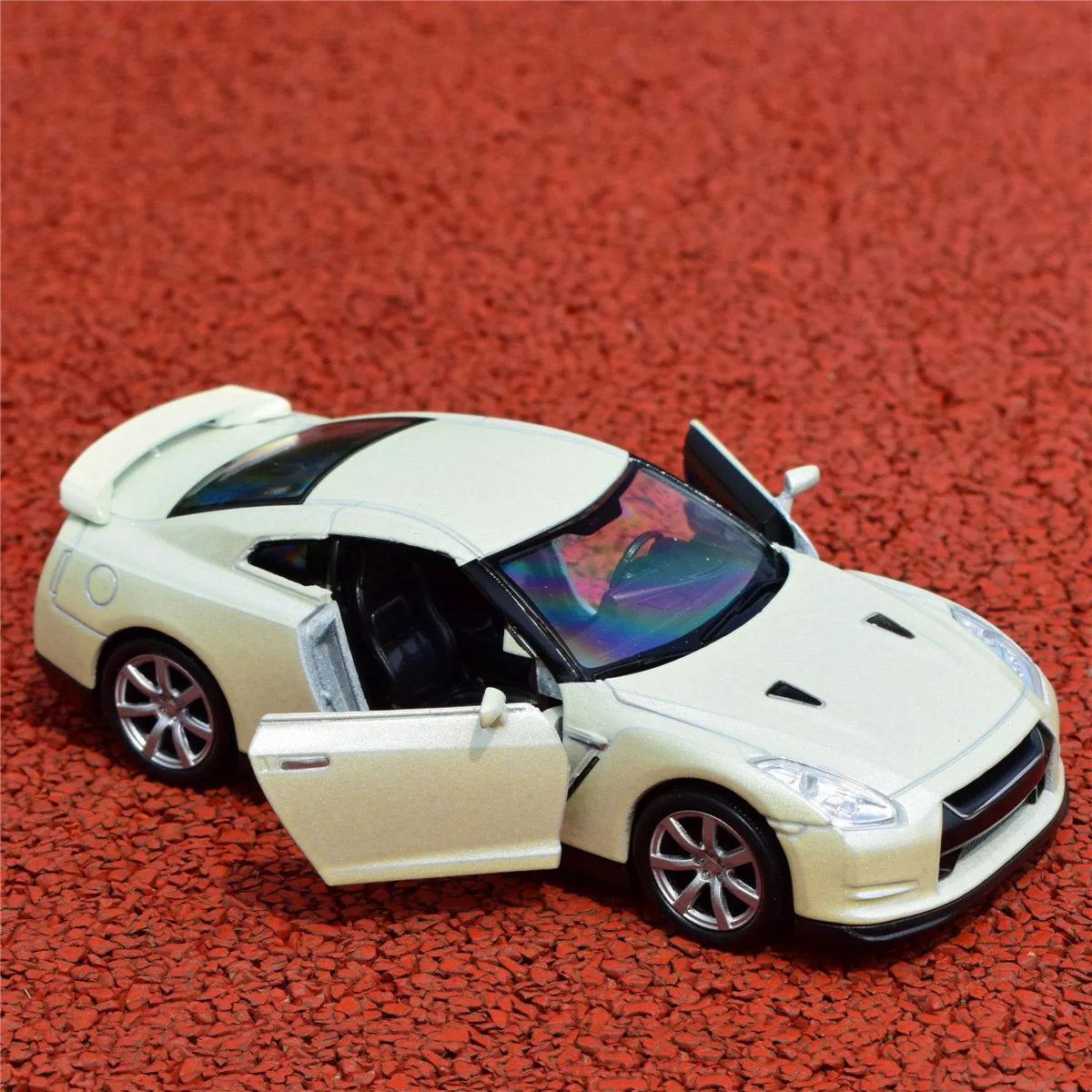 WELLY 1:36 Nissan GT-R Legierung Sport Auto Modell Diecast Metall Spielzeug Fahrzeuge Auto Modell Pull Zurück Simulation Sammlung Kinder Geschenk