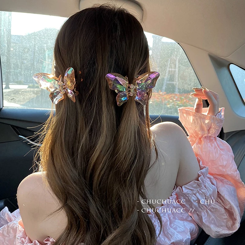 2024 kolorowa grzywka z motylem klips z kreskówkowym klipsem do włosów nowe żeńskie kryształowe syreny olśniewające akcesoria do włosów w kształcie motyla