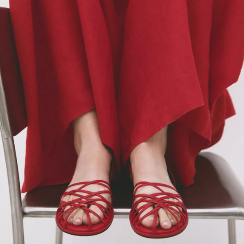 

Narrow Band Net Sandals Red Leather All Match Flat with Round Toe Slip On Summer Dress Shoes Fashion Women's Roman Style Shoes