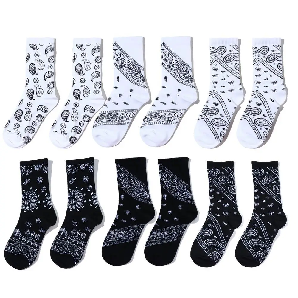

Comfortable Breathable Male Harajuku Cotton Street Korean Style Socks Middle Tube Socks Women Hosiery Paisley Flower Socks