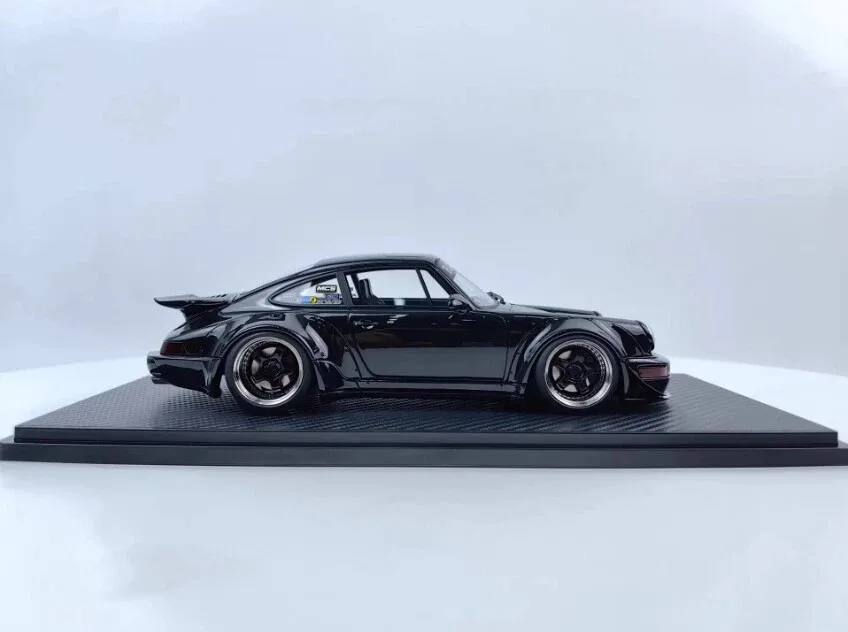Modello di accensione 1/18 RWB 964 Resina nera fusa in edizione limitata IG3633