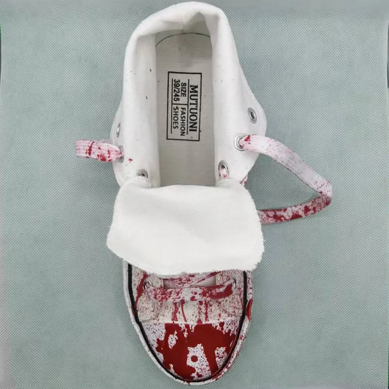 Unisex Males Graffiti Fake Blood-stained Canvas Sneakers High top Red stylish Vulcan Boots