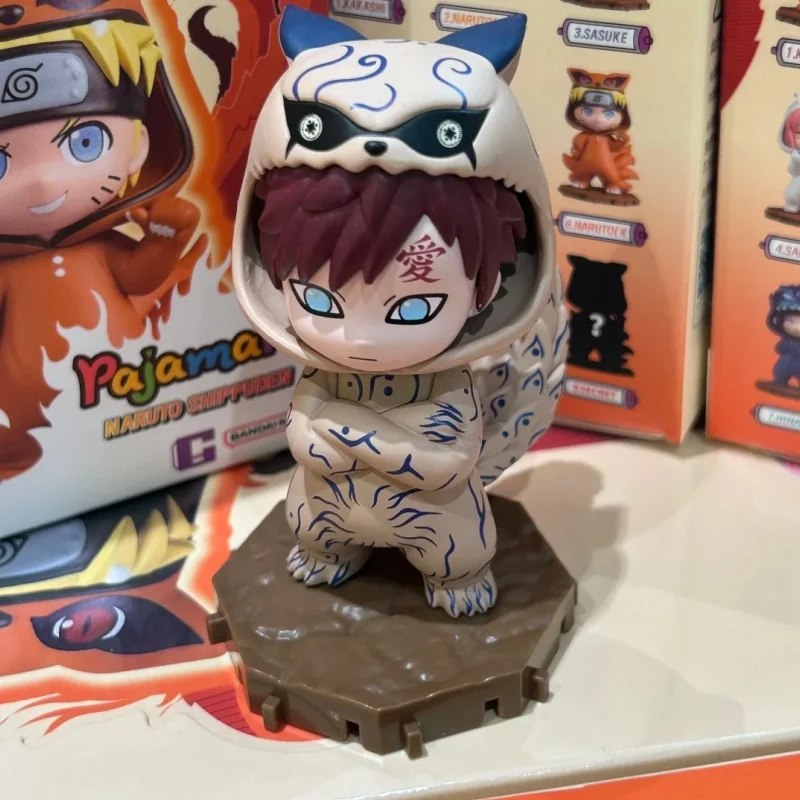 Genuino Bandai Naruto Bnfigureq Pajamars serie caja ciega figuras de acción modelo Sasuke Kakashi disfraz modelo ornamento regalo juguete