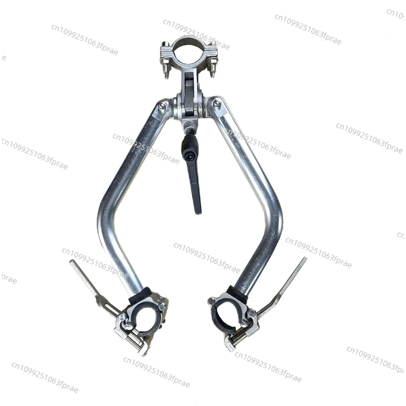 Wheelchair connector, vehicle head electric front drive trailer device, moving wheelchair traction quick-release coupling piece