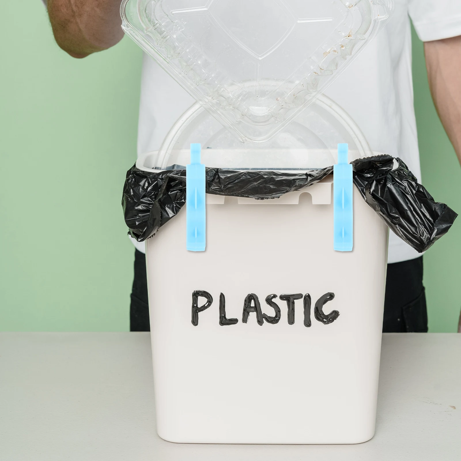 

20Pcs Plastic Garbage Bag Clamps Sturdy Trash Can Clips Non-Slip Waste Basket Holder for Kitchen Home Office Garbage Bin Clip