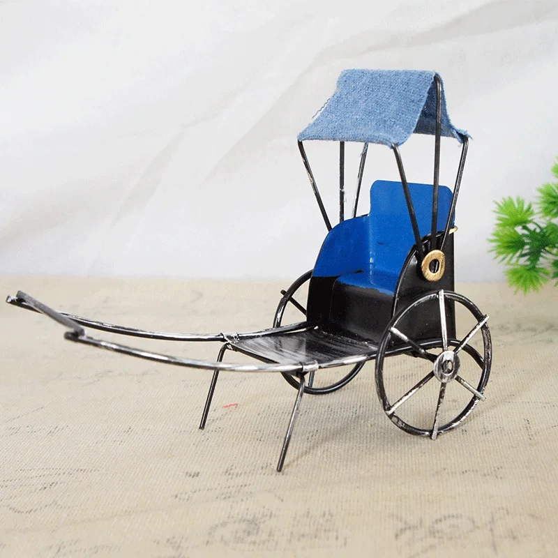 Modelo rickshaw de Shanghai antiguo, soldadura de metal hecha a mano, adornos de decoración del hogar chevalier