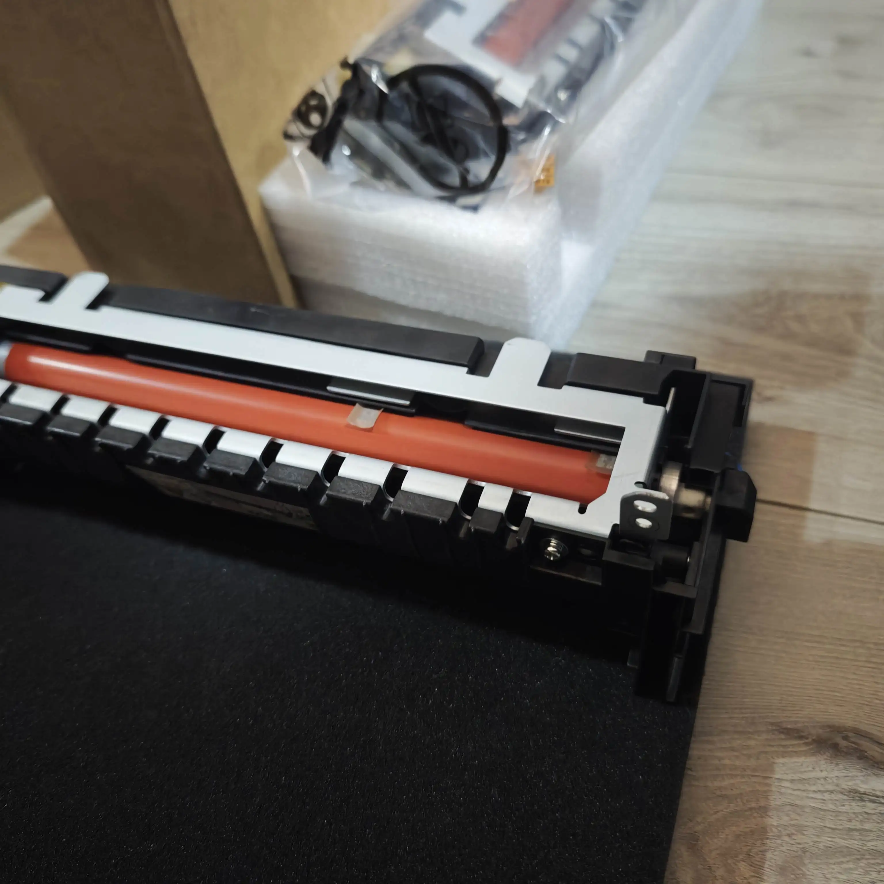 

Fuser Unit ASSY For Xerox Phaser 6510 6510DN Workcenter 6515 6515n MFP Laser Printer