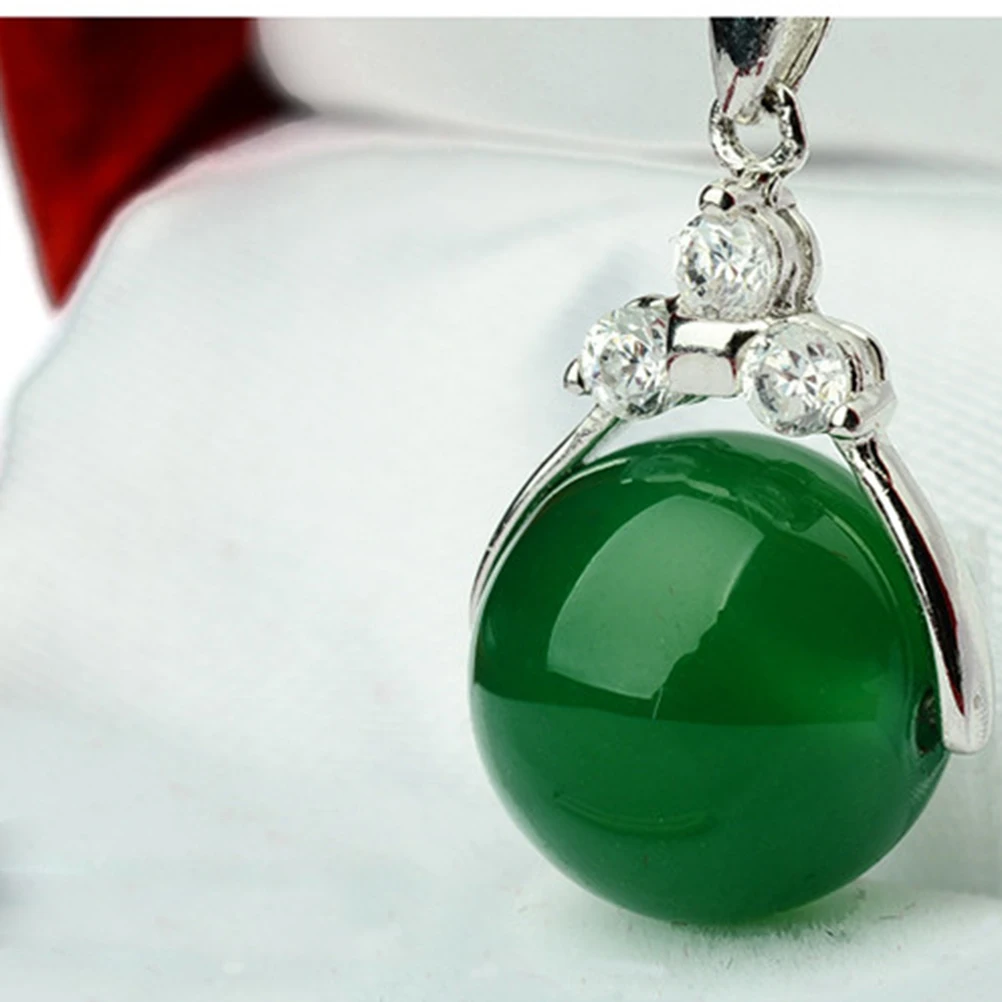 

12mm Emerald Agate Bead Pendant Charms Chalcedony Gemstone Necklace Jewelry Bead Pendant for Woman Girl (Green, Random Pendant a