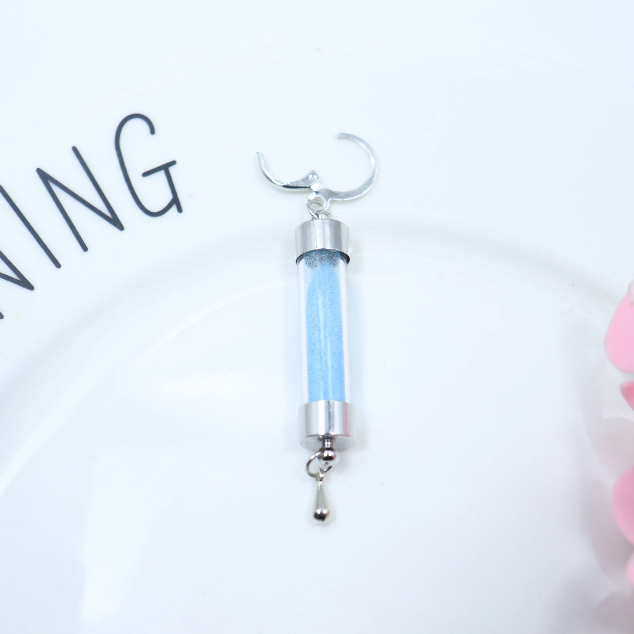 Genshin Impact The Dottore Doctor Earrings Game Jewelry Cosplay Drop Earrings for Women Men Earclip Costume Accessories Earring`