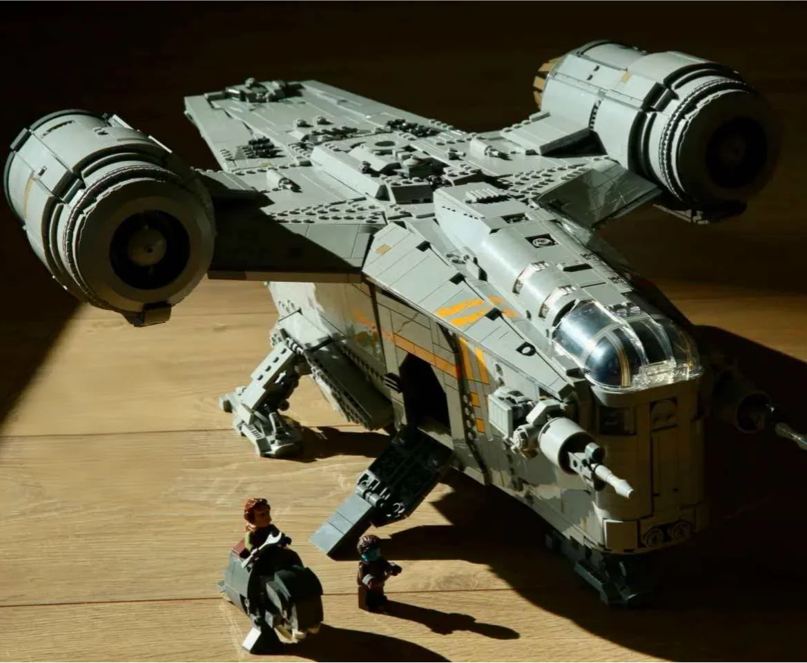 

Новый конструктор «Космический корабль» из 6187 деталей: развивающий набор для самостоятельной сборки, идеальный подарок на праздники для детей и взрослых, украшение для дома