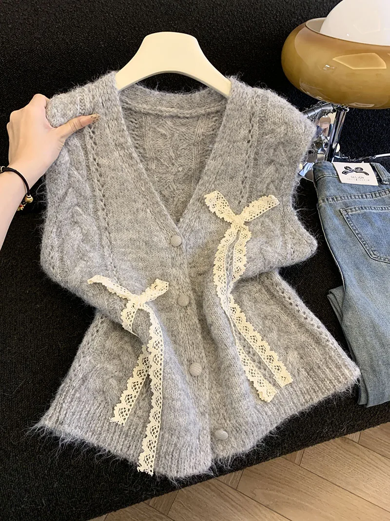 

Soft and Sticky Gray Bow V-neck Knitted Cardigan Vest, Women's Autumn and Winter Lazy Style Sweater Jacket, Layered and Worn