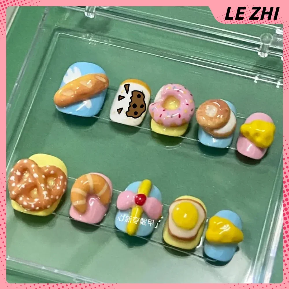 Candy Color Cartoon Artifical Press On Nails 3D Rhinestone Design Short Square Detachable Reusable Full Cover Nail Party Sticker