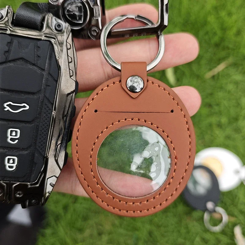 Leather Coin Holder Keychain Double Side Coin Display Case Medallion Sobriety Coin Recovery Chip Airtag Challenge Coin