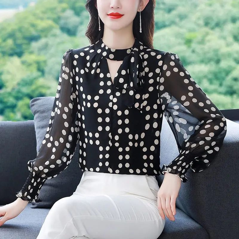 Spring Autumn New Round Neck Long Sleeve Fashion Blouse Women High Street Loose Printing Pullovers Elegant Bow Hollow Out Tops