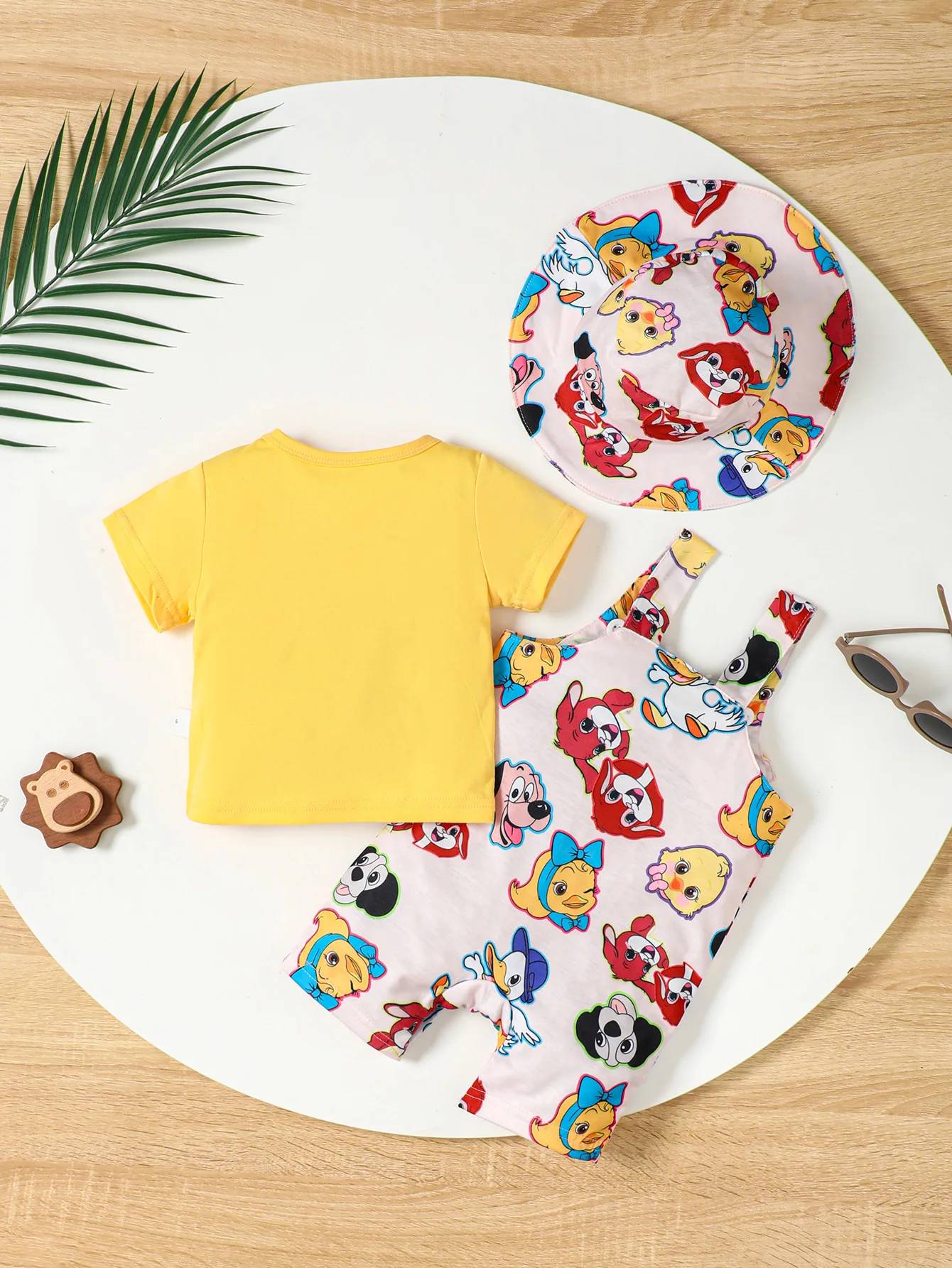 Cute Three-Piece Baby Boy Solid Color Short-Sleeved T-Shirt Cartoon Animal Print Suspenders Romper Hat Summer Outdoor Suit Thin