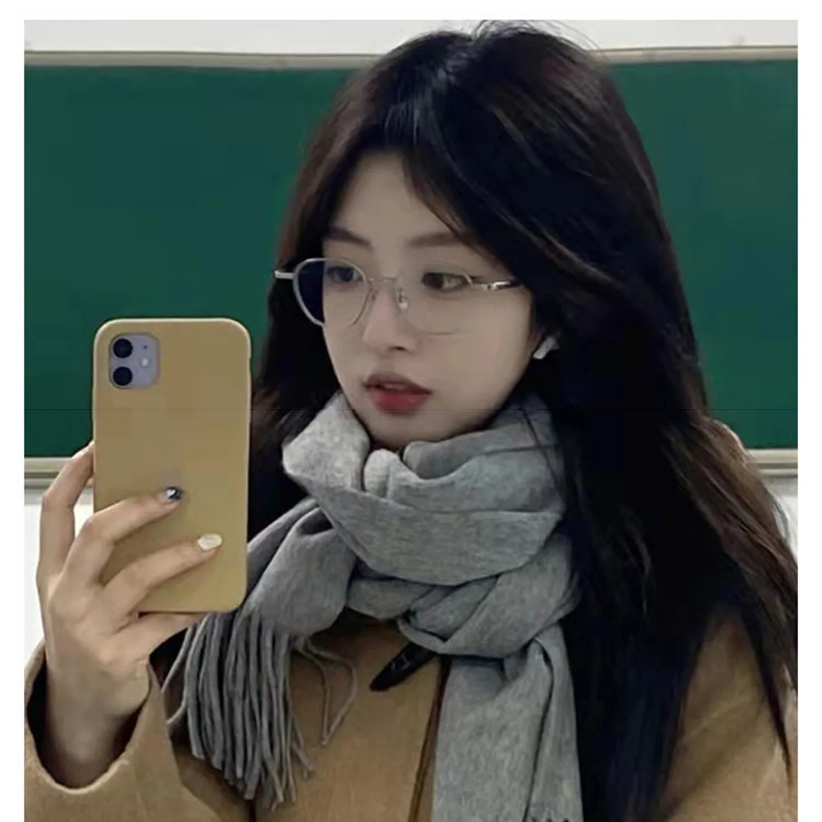 Blue Light Blocking Glasses Filter UV Rays Glare HD Lens Fashion Spectacles for Women and Men Adult