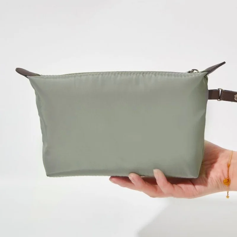 Classic Zipper Dumpling Bag for Men and Women, Memory Composite Fabric Travelling Storage BagPortable Handheld Cosmetic Bag New