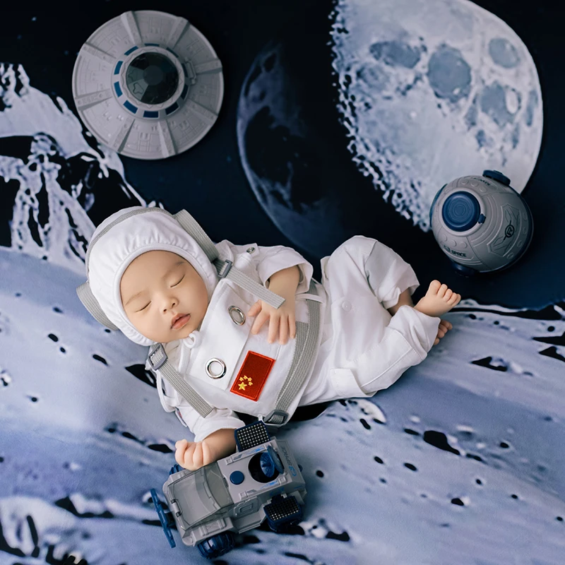 Astronaut 0-1 Month Baby Clothing For Photo Hat+Jumpsuit Space Suit Set Rocket Newborn Photography Props Baby Boy Shoot Costume