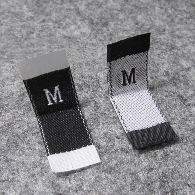 100PCS Clothes Size Labels Folded Cloth Labels General Woven Size Mark Practical Clothing Size Labels for Store White Black