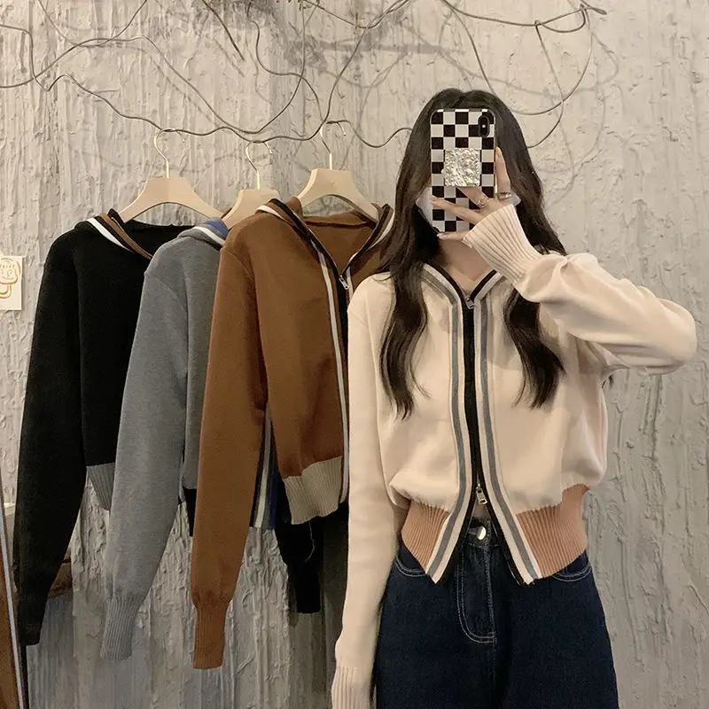 

2024 Women Spring Autumn New Contrast Color Hooded Cardigan Female Short Knitted Jackets Ladies Long Sleeve Sweater Coats A398