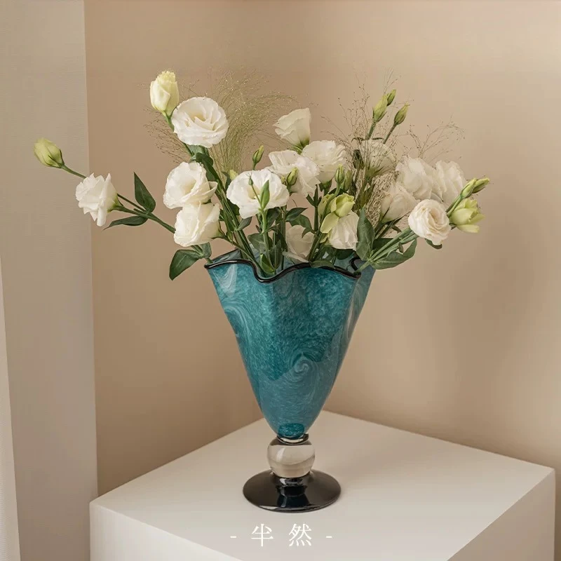 Medieval style high-footed glazed vase high-end pleated style home soft decoration ornament large