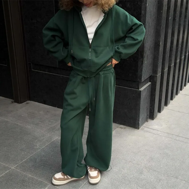 

Fashionable Hoodie Top Pants Set Women's Casual Sportswear Long Sleeve Zipper Closure Long Pants Winter Collection