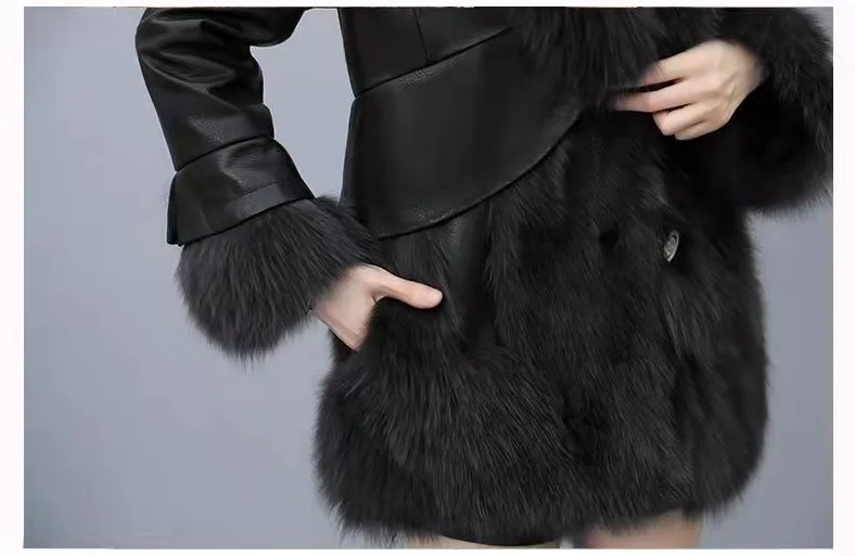 Chic Leather Jacket Women's Overcoat 2024 Autumn Winter New Faux Fox Fur Mid-Length PU Leather Stitching Thick Warm Coat Outwear