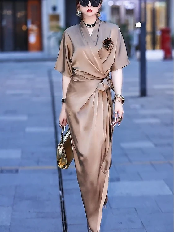 

Elegant Champagne Color Long Evening Dress Women's Summer Fashionable Lady Style High End Sensation Standard Fit V Neck Dress