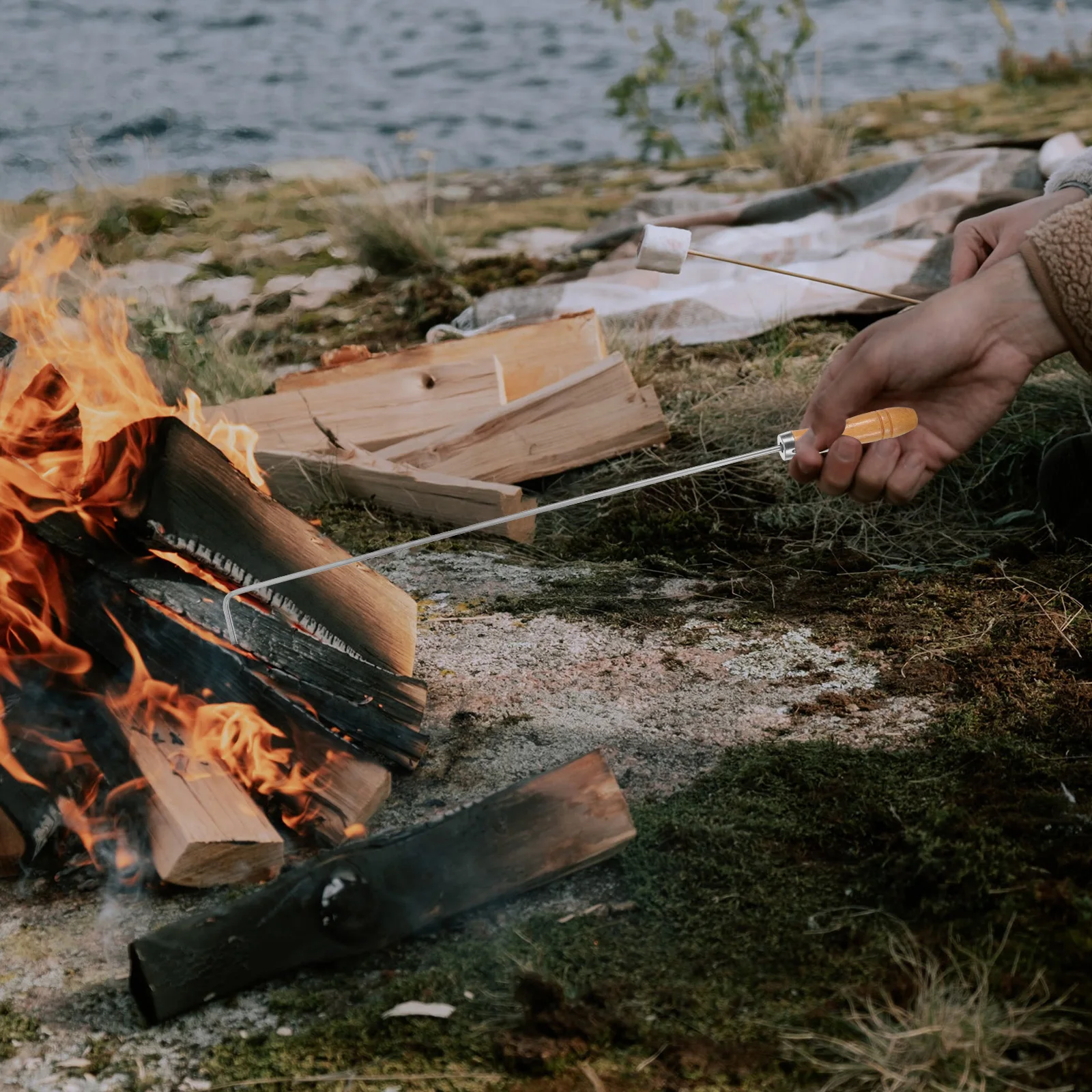 

Creative Long Handle Fire Poker Reusable Metal Fireplace Tool Outdoor Camping Wood Stove Accessories Durable Portable For Picnic