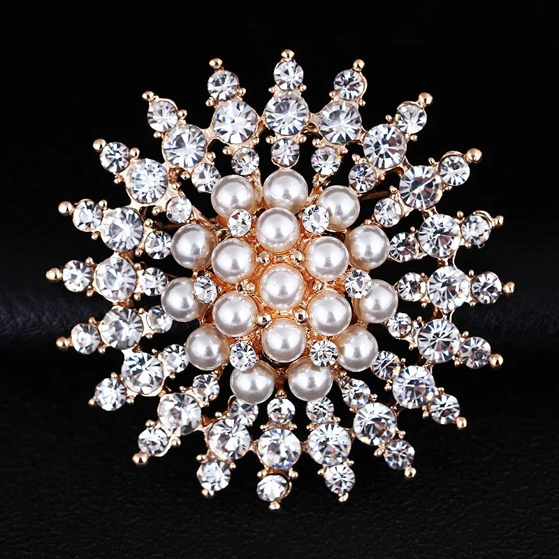 Fashion Alloy Imitation Pearl Rhinestone Brooch Women\'s Elegant Wedding Bridal Party Round Bouquet  Floral Brooch Pin Jewelry