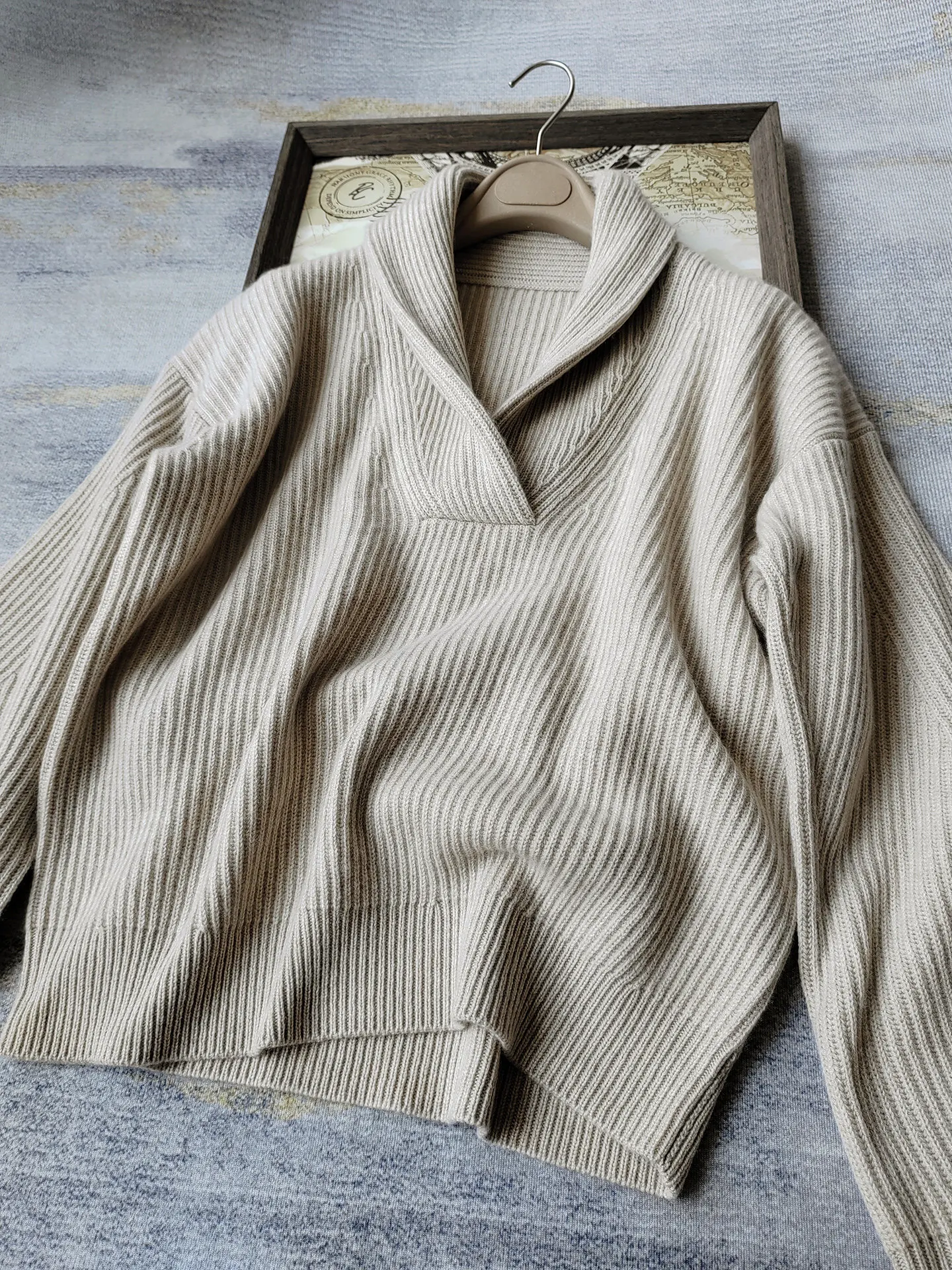 Women's 2026 Autumn Winter New Wool Cashmere Knit Crewneck Sweater with Leaf-Headed Collar
