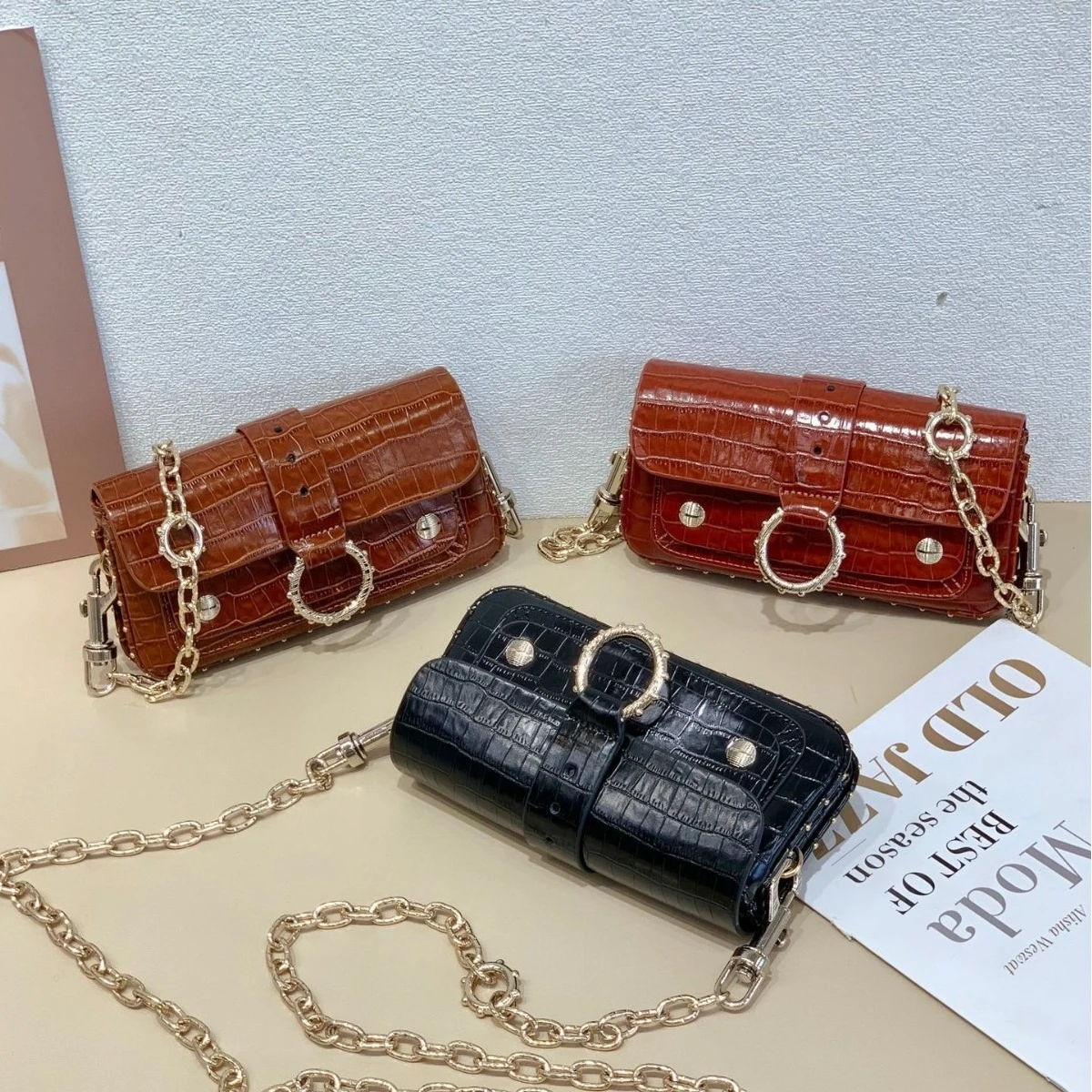 

Классическая женская сумка ZV 2026 – Модная повседневная сумка через плечо – Новая модель маленькой сумки-кроссбоди – Сумка на плечо – С эмблемой в виде крыла