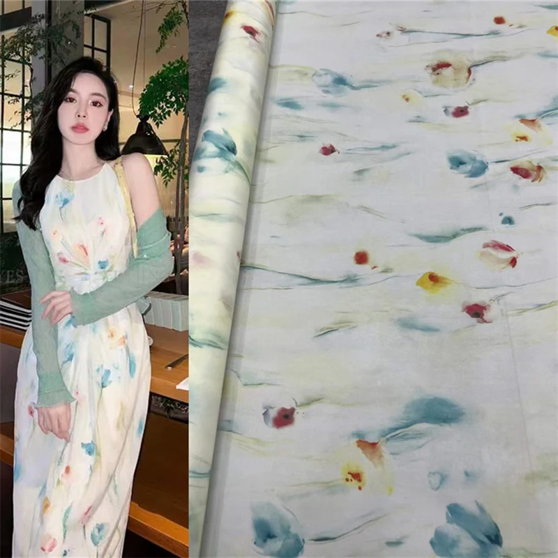 

Summer Soft Comfortable 18momme Printed Crepe De Chine Silk Fabric High End Temperament Shirt Dress Hand-cut Natural Silk Fabric