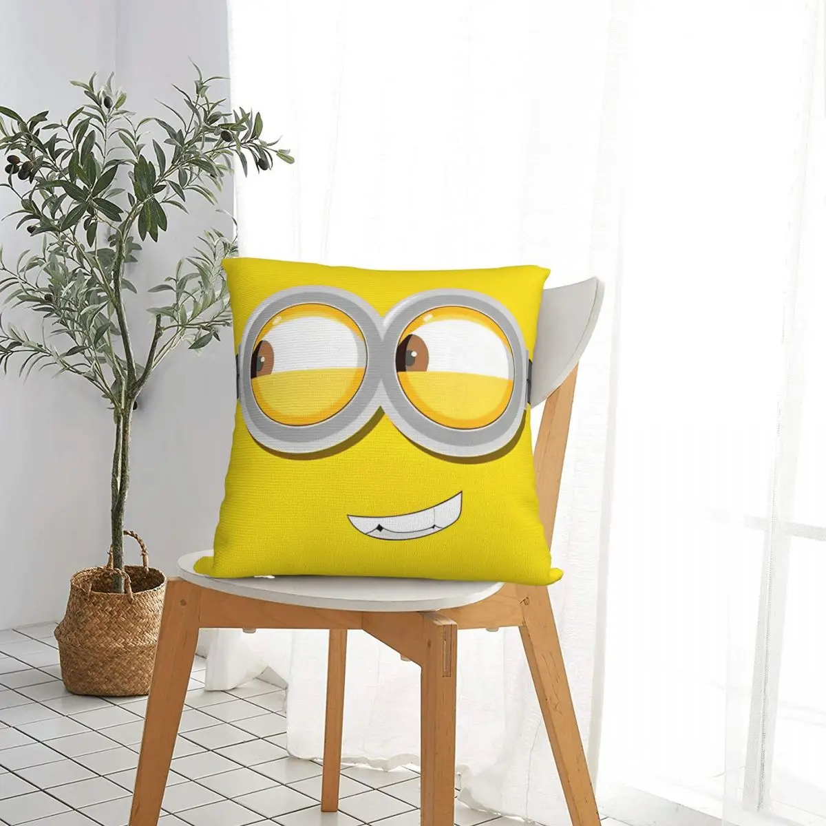 Cute Famous Cartoon Minions Pillow Covers Bed Car Cushion Cover Funny Decor Throw Pillow Case 40*40