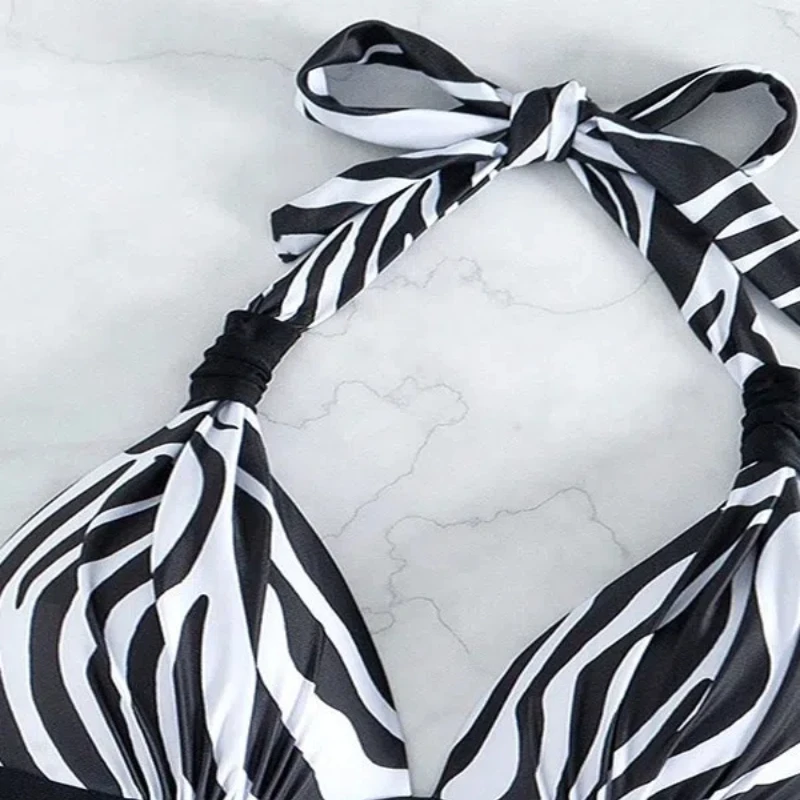 2024 Zebra Print One Piece Swimsuit Women Swimwear Sexy V Neck High Cut Swimming Bathing Suit Female Monokini Bodysuit Beachwear