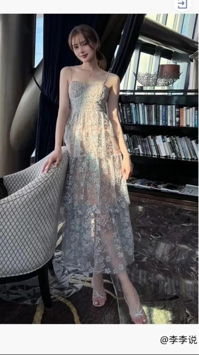 SP-Grey Snowflake Sequin Mesh Embroidery Dress, Hanging Strap, Temperament Dresses, Autumn, 2022