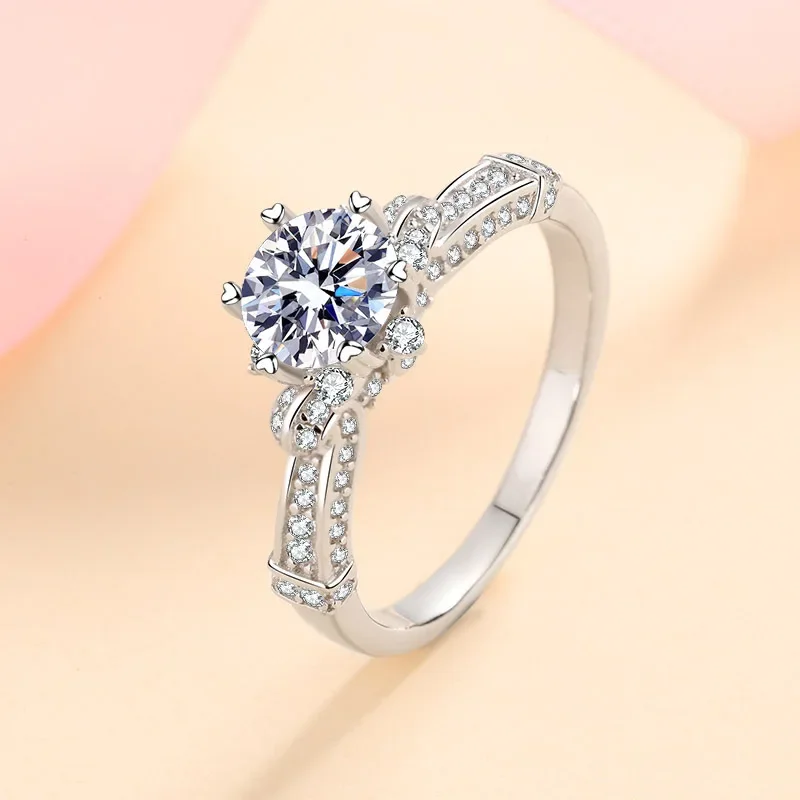 18K Gold Inlaid Ring Women's Moissanite Heart-shaped Six Claw Ring Pt950 Platinum Light Luxury Fashionable Simple Wedding Ring
