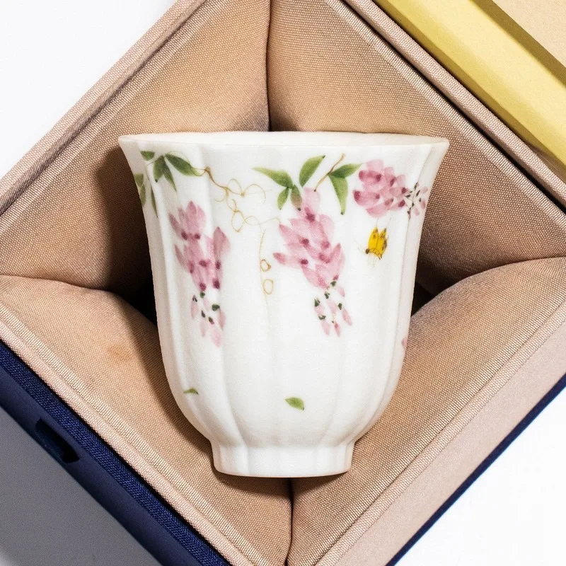 Hand-Painted Wisteria Porcelain Tea Cup, Light Luxury Anti-Scald Lady Tea Tasting Cup, Home Ceramic Kung Fu Tea Set for