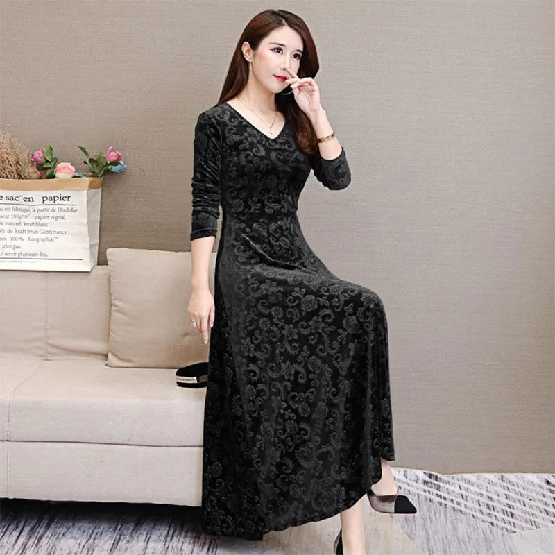 女性のグリーンベルベットマキシドレス長袖 V ネック花柄エン - Women'S Green Formal Wear のレビューと価格
