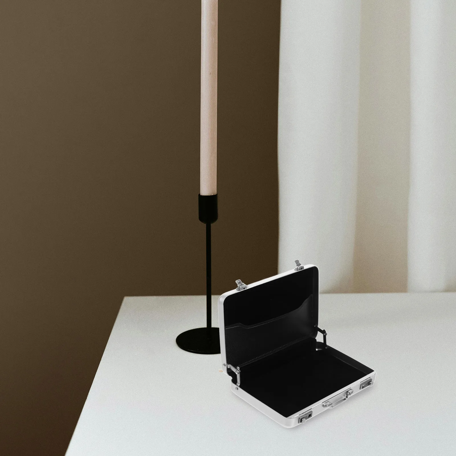 Business Card Storage Box Aluminum Alloy Compact Briefcase Style Cards Organizer Portable Business Cards Holder Desktop Office