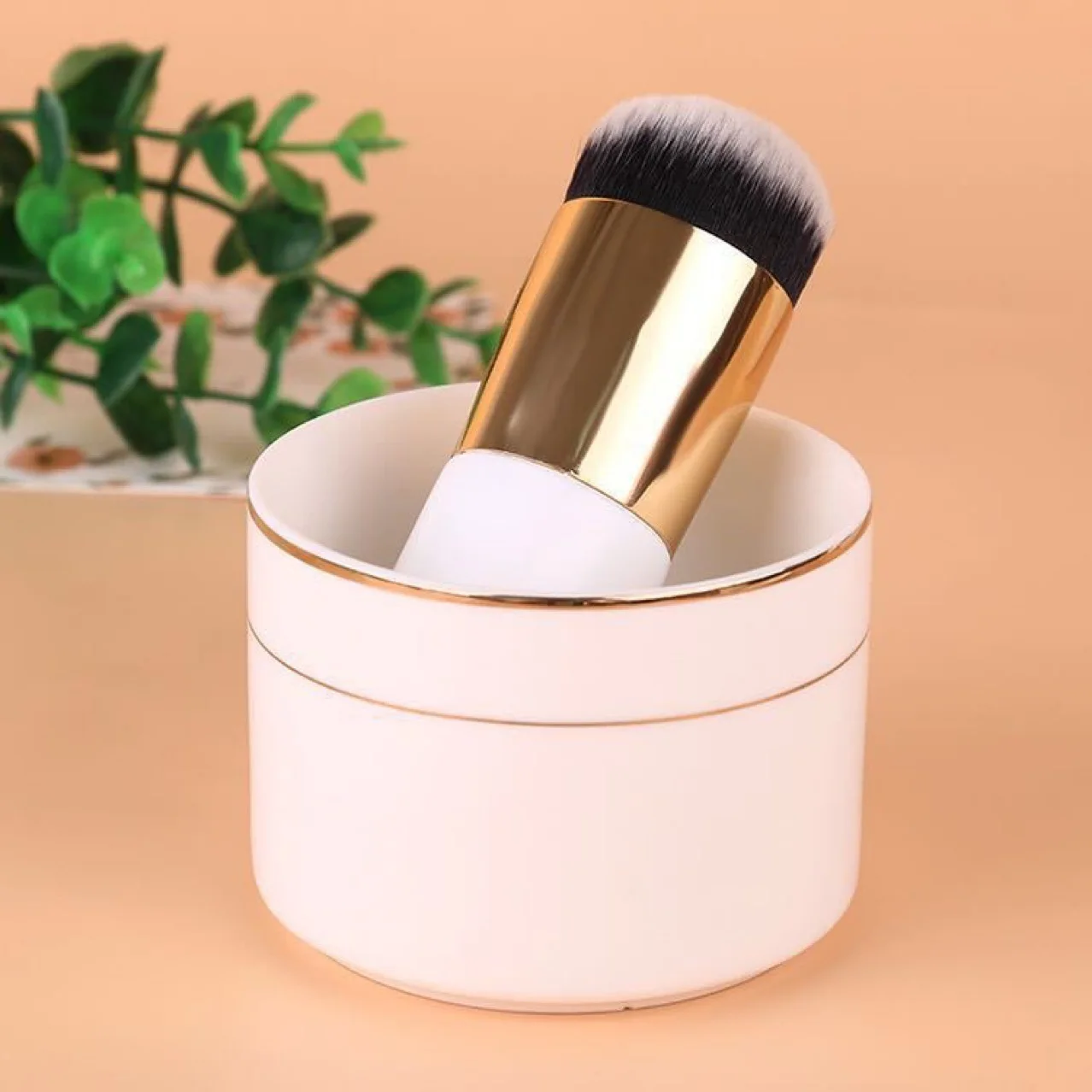 Pinceau de maquillage professionnel Chubby dôme, pinceau pour fond de teint, crème plate, cosmétique, nouveau, 2023