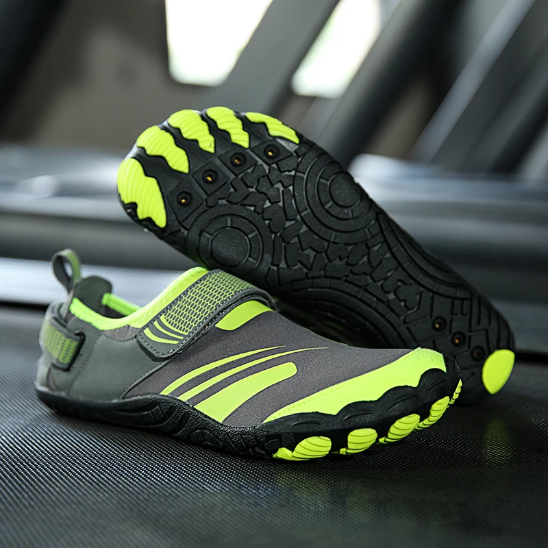 

Couple Style River Tracing Shoes for Men Women Quick Drying Wading Shoes Drainage Hole Design Outdoor Hiking Summer Shoes
