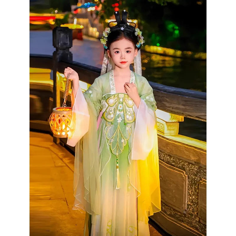 2025 autumn girls' high-end Hanfu, heavy industry embroidery super fairy style ancient style improved Tang dress