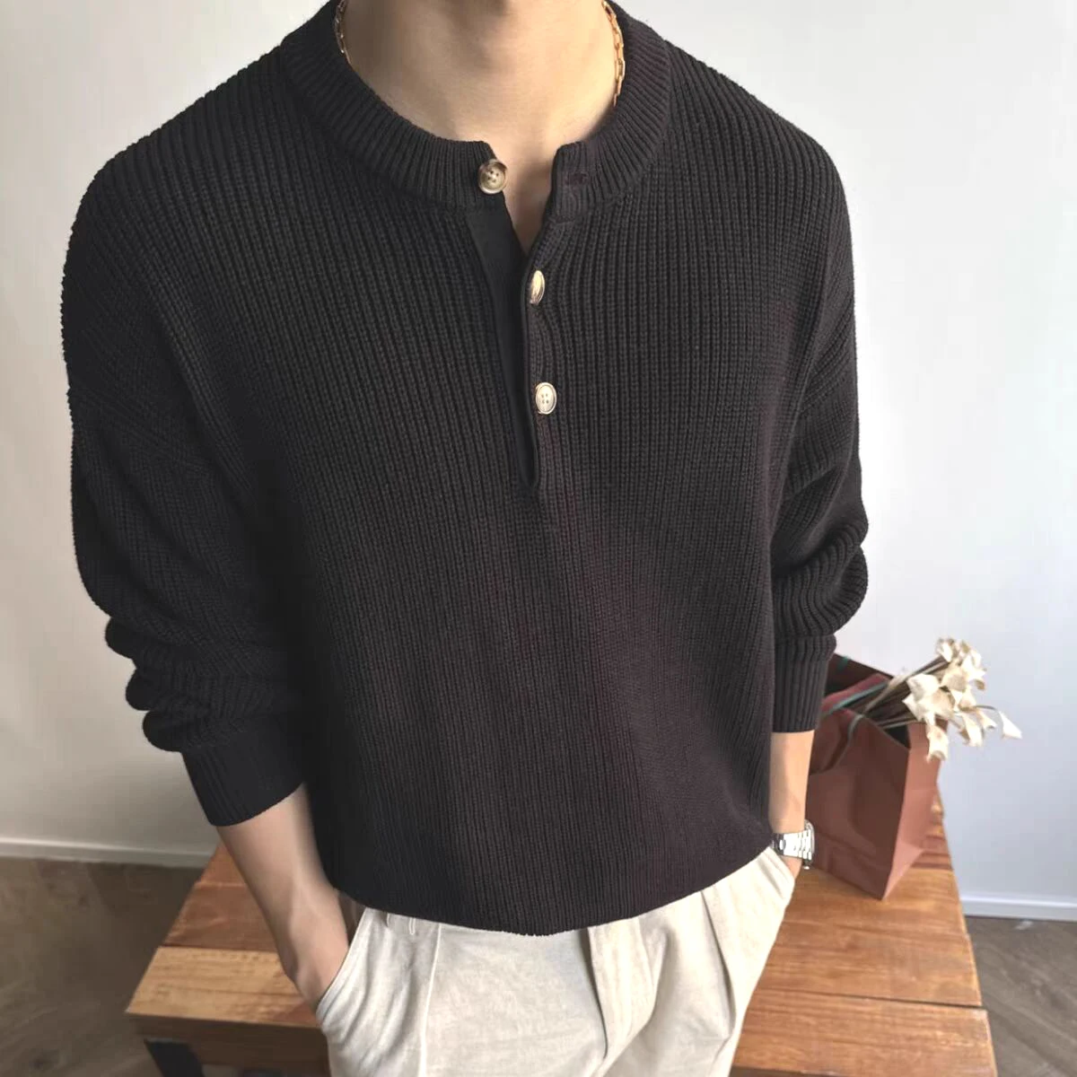 Henley neck knit sweater - black
