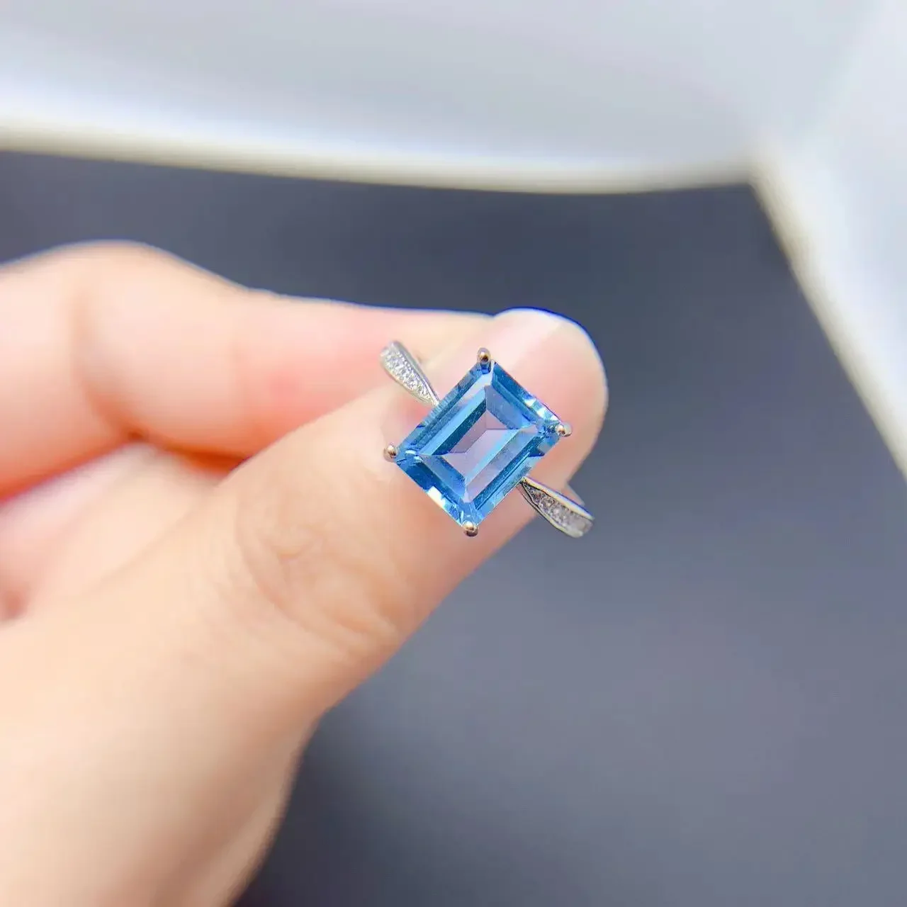 

Nnatural Topaz Jewelry Emerald Cut for Girl 7mm*9mm VVS Grade Topaz Ring 925 Sterling Silver Topaz Jewelry Brithday Gift