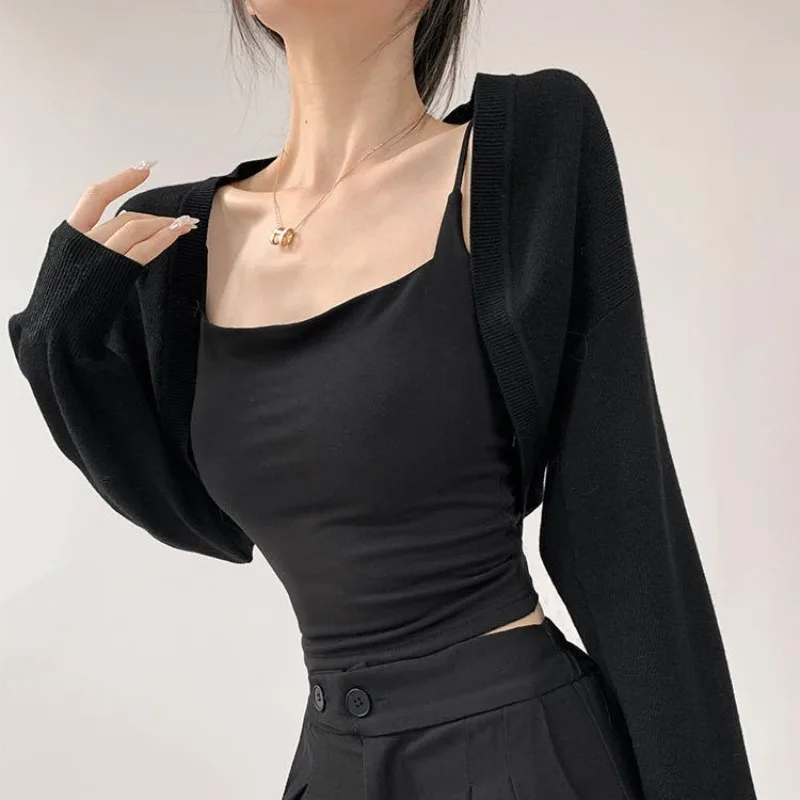 Sexy Spitzen-Crop-Top für Damen, Träger-Top mit Brustpolster, als Innen- und Außenbekleidung, schlankmachendes, kurzes Basic-Shirt mit schönem Rücken – Detail 1