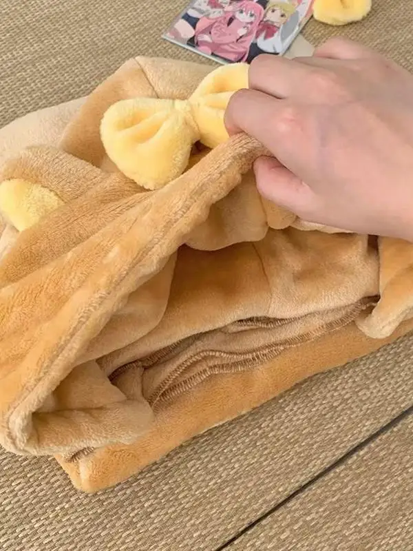 

Kawaii Rilakkuma Теплый медведь Брат Медведь Плащ для сестры Шаль с капюшоном Офисное одеяло для сна Расслабленное одеяло с медведем для подарков друзей.