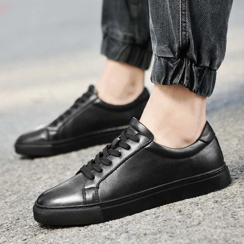 

Men Casual Shoes Lace-up Breathable genuine Leather Casual Men Sneakers Fashion Comfortable male Skateboard Shoes big size 48 49